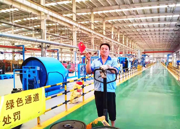 天津麻豆精产国品一二三产区别電線電纜股份有限公司生產車間
